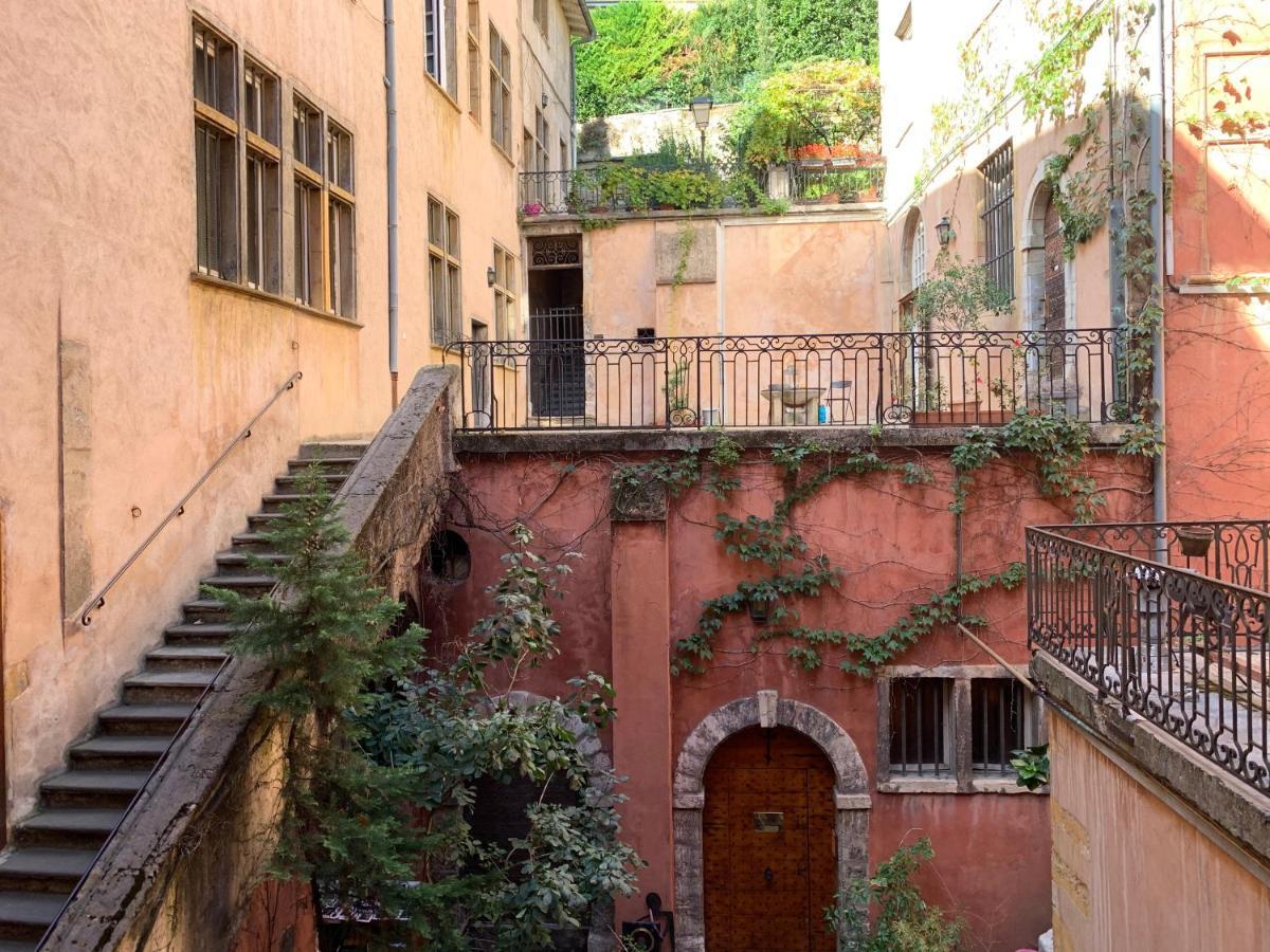 Gite Du Vieux リヨン エクステリア 写真